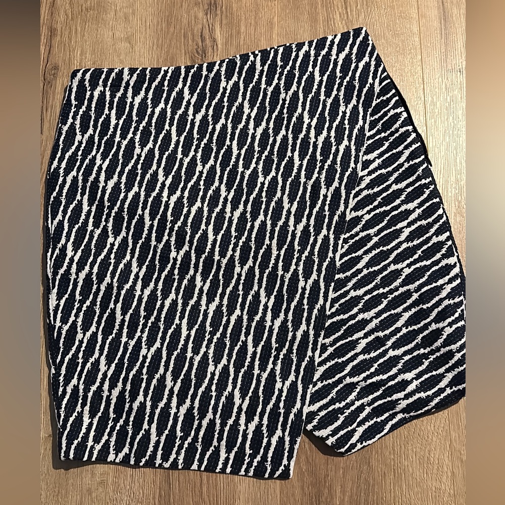 Loft skirt